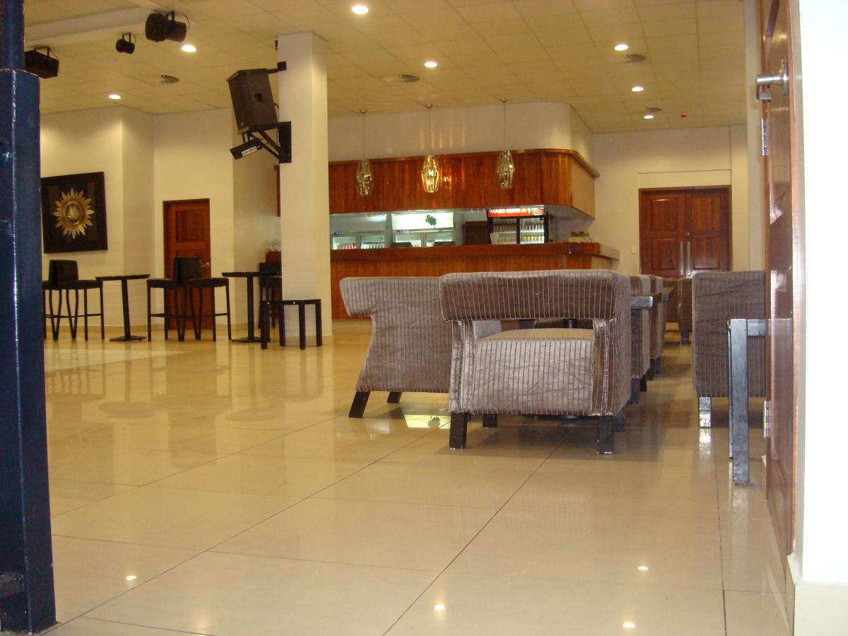 Paddy'S Hotel & Apartments Port Moresby Extérieur photo
